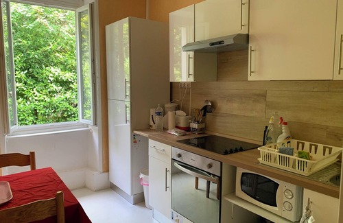 Neris-les-Bains Apartment | Homerez - Apt. Néris-les-Bains