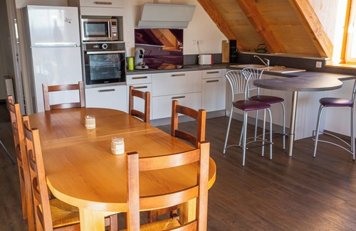 Saint-Come-d'Olt Apartment | Homerez - Apt Saint-Côme-d'Olt - balcony with view