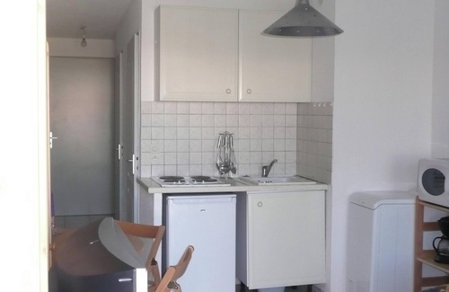 Sainte-Marie-la-Mer Apartment | Homerez - Apt. sea view in Sainte-Marie