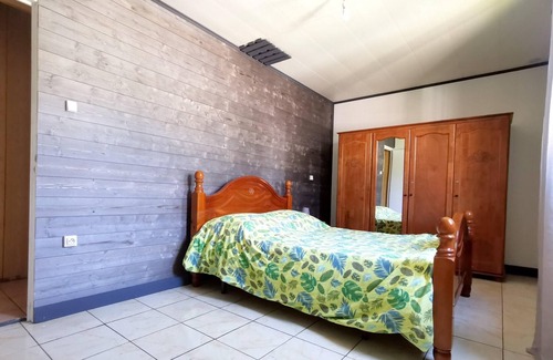 Cilaos House | Homerez - Beautiful house for 8 ppl. with garden and terrace at Cilaos