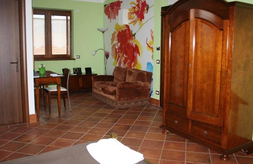 Segni Villa | Homerez - Big villa for 24 ppl. with swimming-pool, garden and terrace at Segni