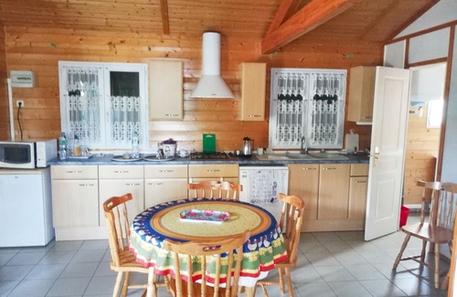 Presles-et-Boves Ski Chalet | Homerez - Chalet in Presles-et-Boves