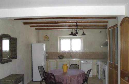 Monteux Apartment | Homerez - Charming Apartment