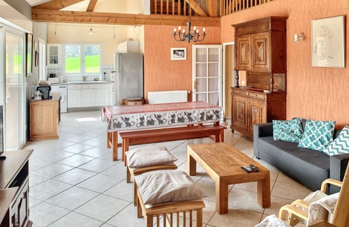 Saint-Gery House | Homerez - Charming house in Saint-Géry with shared pool