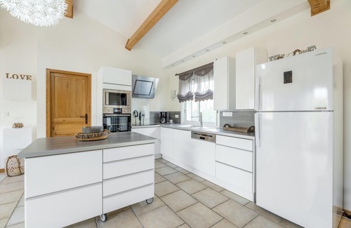 Poussan House | Homerez - Charming House in Poussan with Private Garden