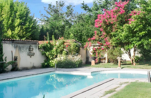 Duravel House | Homerez - Comfortable house in Duravel with shared pool