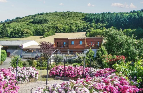 Fayet Apartment | Homerez - Cosy apartment in Fayet with view, 55m²