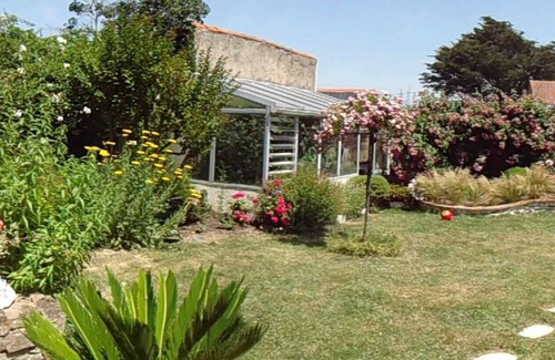 Pornic House | Homerez - Cozy House in Pornic + Garden