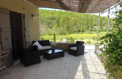 Leobard Villa | Homerez - Elegant Villa in Léobard, Private Pool