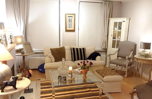 Sluis House | Homerez - Exceptional house with garden and balcony