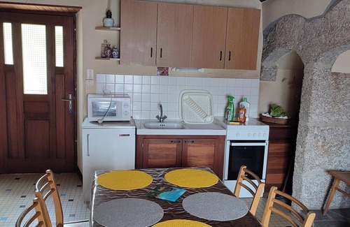 Florentin-la-Capelle House | Homerez - House Florentin-la-Capelle