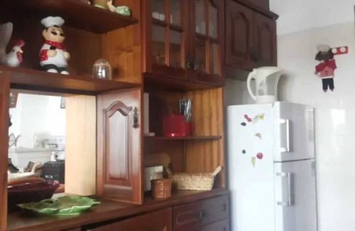 Praia de Santa Cruz House | Homerez - House in A dos Cunhados