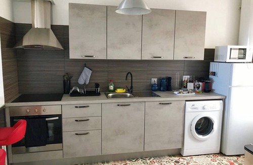 Imaculado Coracao de Maria Apartment | Homerez - Modern apartment in Funchal with sea view 70 m²