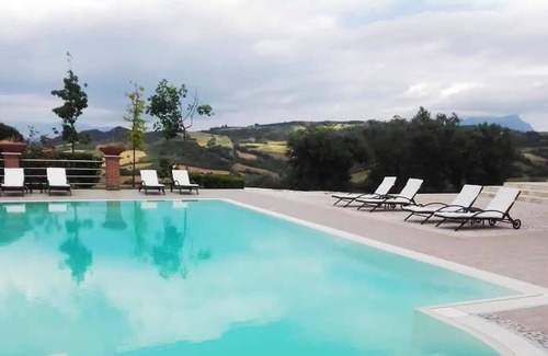 Caiazzo House | Homerez - Nice house for 6 ppl. with shared pool and garden at Bosco di Caiazzo