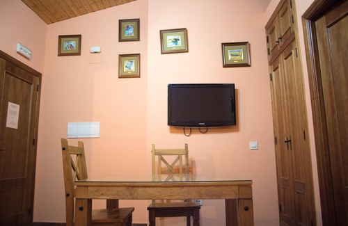 Alcantara House | Homerez - Nice house for 4 ppl. at Alcántara
