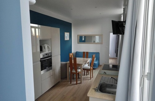 Saint-Quay-Portrieux Apartment | Homerez - Quiet Apt. Saint-Quay-Portrieux