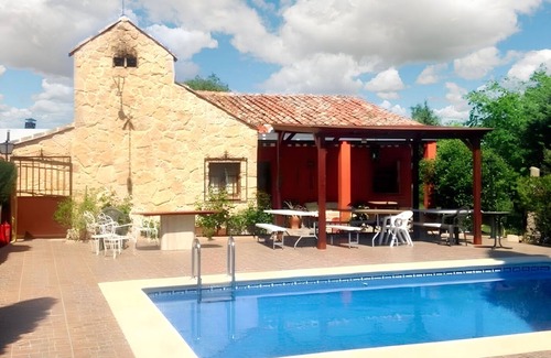 Burguillos de Toledo House | Homerez - Rural House Burguillos with pool