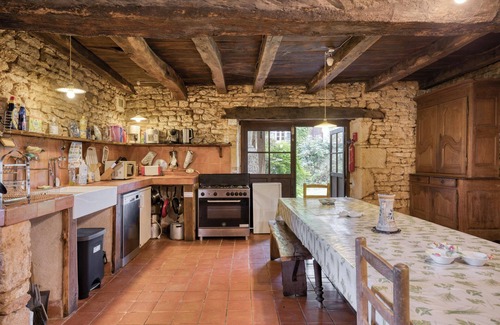 Gavaudun House | Homerez - Spacious and Comfortable House in Gavaudun