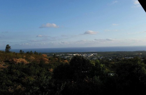 L'Etang-Sale Apartment | Homerez - Studio in L'Étang-Salé
