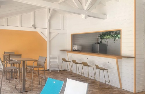 L'Houezel Apartment | Homerez - Studio with Pool - Le Gosier