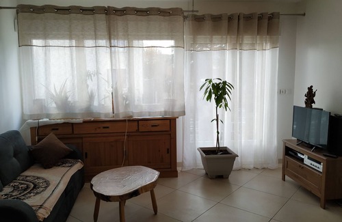 Dammarie Les Lys House | Homestay 30 minutes from Paris (Melun)