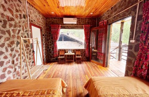 Trung Khanh House | Homestay A Sy - Near Ban Gioc waterfall