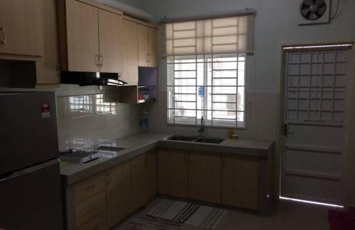 Bukit Gapam House | Homestay Ayi