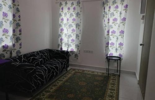 Kampung Lembah House | Homestay Bajet Cikyah