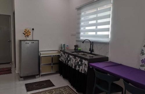Kampung Lembah House | Homestay Bajet Cikyah