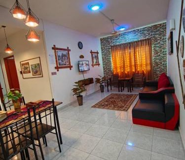Kampung Ladang Tok Pelam Apartment | Homestay Budget Kuala Terengganu Tulipsia House