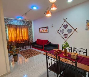 Kampung Ladang Tok Pelam Apartment | Homestay Budget Kuala Terengganu Tulipsia House