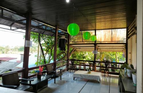 Borneo House | Homestay Dytora Syariah