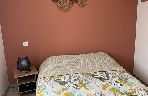 Les Essarts Bed & Breakfast | Homestay for rent. House in a very quiet subdivision.