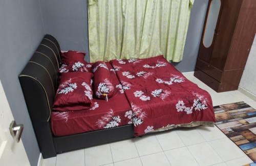 Permatang Tinggi House | Homestay Hassani