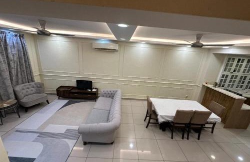 Klang House | Homestay in Bukit Raja, Klang