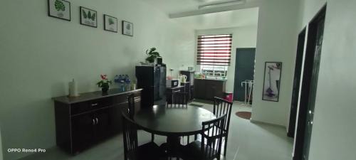 Taman Jali House | Homestay Indera kayangan