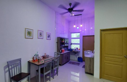 Kota Samarahan House | Homestay kota samarahan 42 avenue