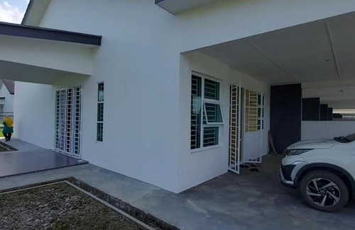 Kota Samarahan House | Homestay kota samarahan 42 avenue