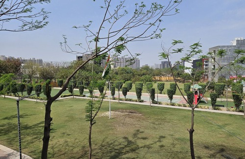 Faridabad House | Homestay Urban Dream: Where comfort meets city living