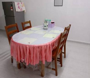 Kampung Bintong House | Homestay Usrati No. 17K (untuk muslims sahaja)