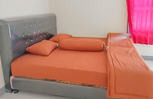 Singkawang Hotel | Homestay Verisha Mitra RedDoorz