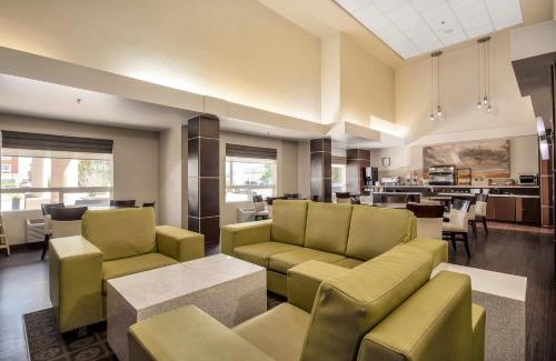 Regina Apartment | HomeSuites by D3H