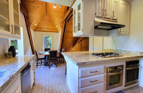 McKinney Estates House | Homewood Hideaway | Family Friendly + EV Charger