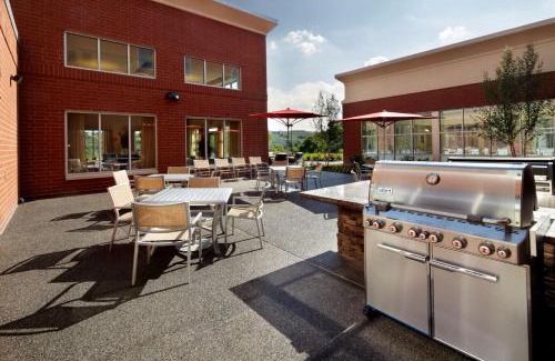 Coraopolis Hotel | Homewood Suites by Hilton Pittsburgh Airport/Robinson Mall Area