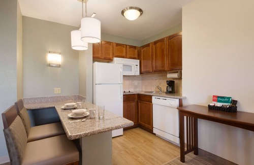 Secret Cove Hotel | Homewood Suites by Hilton Jacksonville Deerwood Park