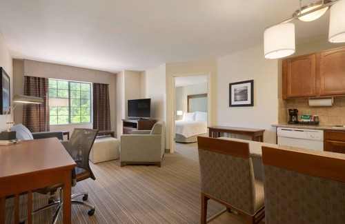 Secret Cove Hotel | Homewood Suites by Hilton Jacksonville Deerwood Park
