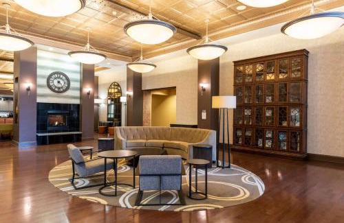 Wholesale District Hotel | Homewood Suites by Hilton Indianapolis Downtown