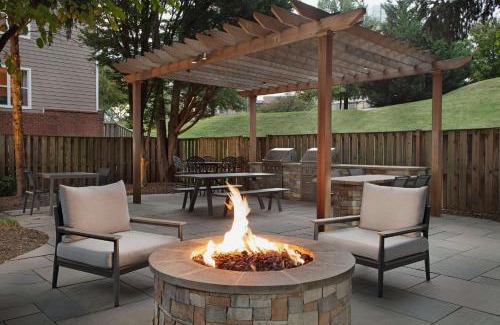 Baileys Crossroads Hotel | Homewood Suites by Hilton Alexandria