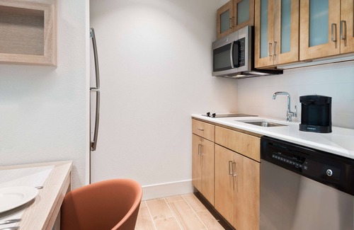 Braden River Hotel | Homewood Suites by Hilton Sarasota Lakewood Ranch