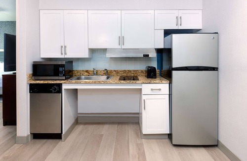 Readville Hotel | Homewood Suites by Hilton Boston/Canton, MA